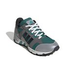 IH0973_6_FOOTWEAR_Photography_Front Lateral Top View_white.jpg