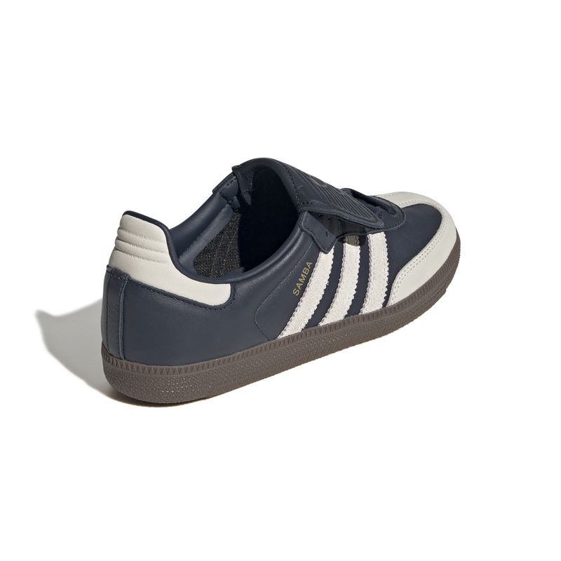 JH5705_7_FOOTWEAR_Photography_Back-Lateral-Top-View_white.jpg