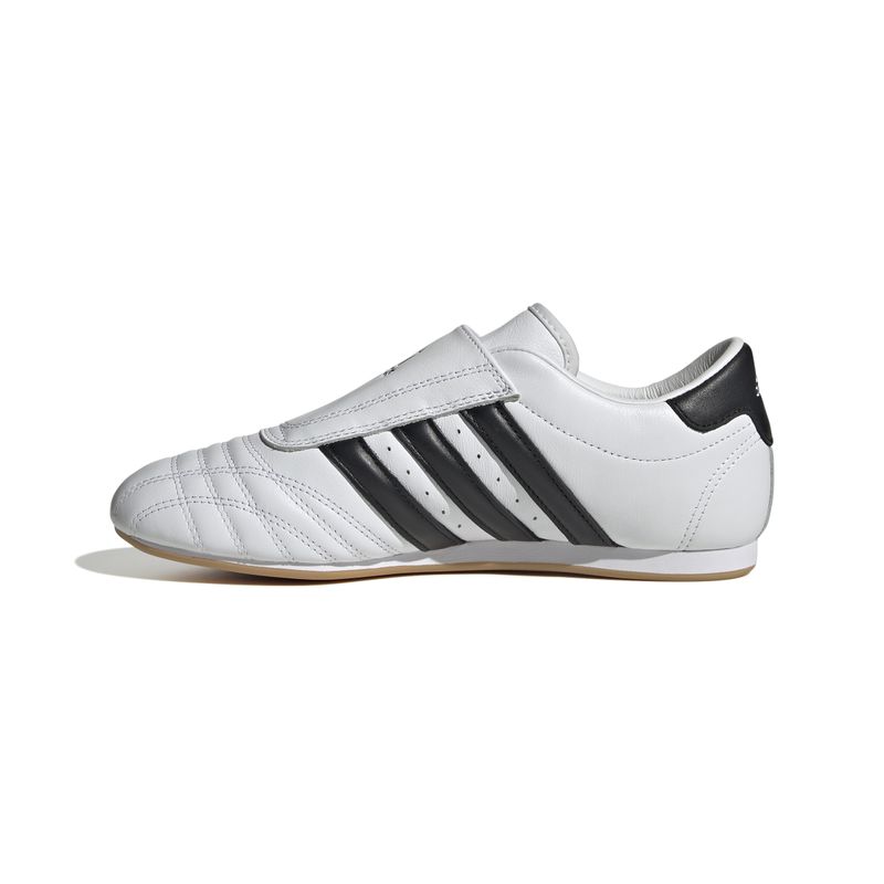 JQ4774_5_FOOTWEAR_Photography_Side Medial Center View_white.jpg