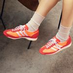 JH7392_16_FOOTWEAR_Photography_HeroMrktng-View-2.jpg