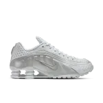 fecha-de-lanzamiento-del-shox-r4-white-and-metallic-silver-ar3565-101 -2-.jpg