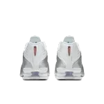 fecha-de-lanzamiento-del-shox-r4-white-and-metallic-silver-ar3565-101 -4-.jpg