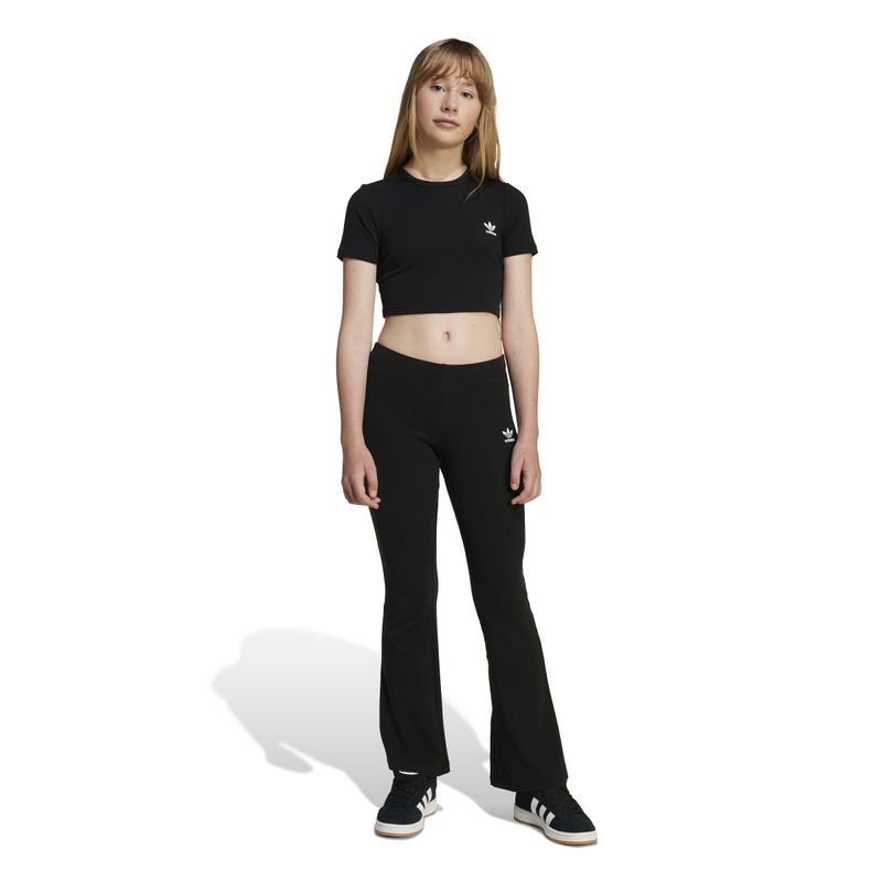 JC8439_4_APPAREL_On Model_Walking View_white.jpg