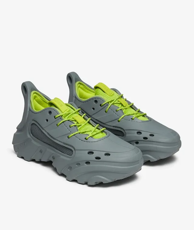 209559-3TD_sivasdescalzo-Crocs-NOVA_TREK_U-1722938400-2.webp
