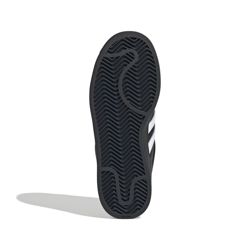 JI0216_4_FOOTWEAR_Photography_Bottom View_white.jpg