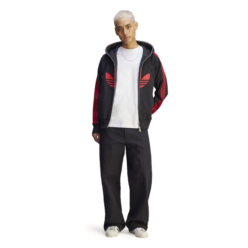 JN7119_7_APPAREL_On Model_Walking View_white.jpg