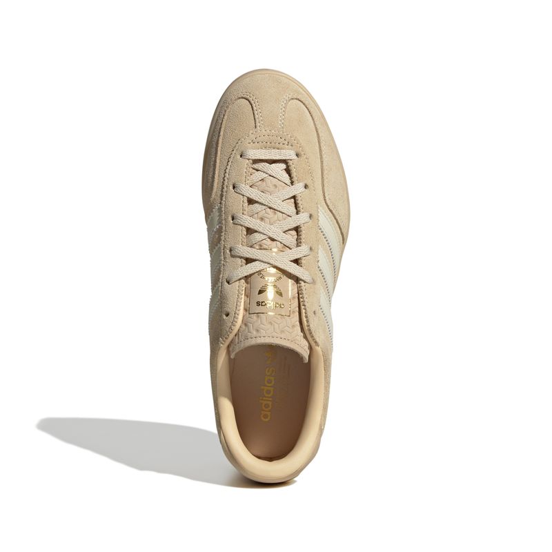 JQ7666_3_FOOTWEAR_Photography_Top Portrait View_white.jpg