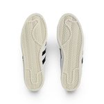 JR2701_4_FOOTWEAR_Photography_Bottom View_white.jpg
