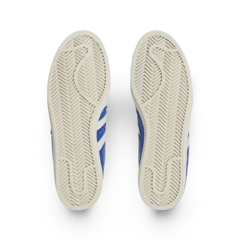 JR2702_4_FOOTWEAR_Photography_Bottom View_white.jpg