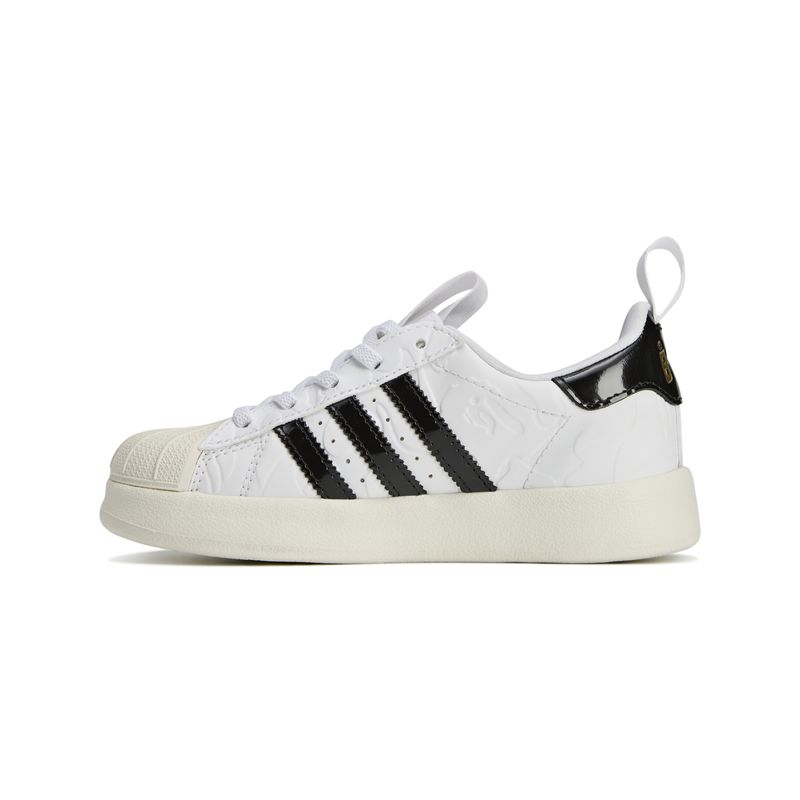 JQ2400_5_FOOTWEAR_Photography_Side Medial Center View_white.jpg