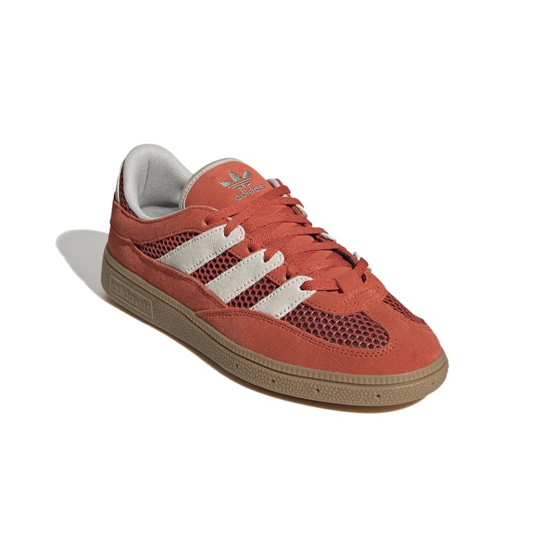 JI2607_6_FOOTWEAR_Photography_Front Lateral Top View_white.jpg