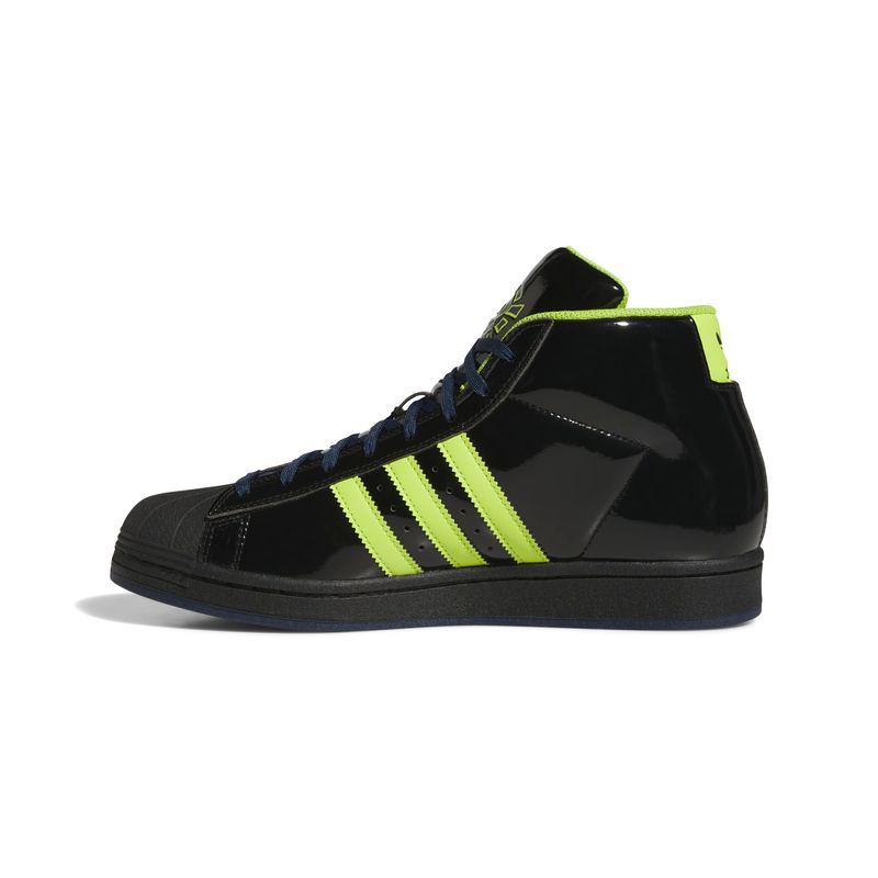 JP7637_5_FOOTWEAR_Photography_Side Medial Center View_white