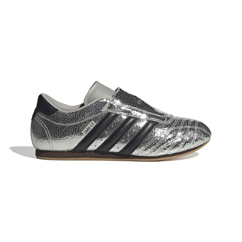JH9664_1_FOOTWEAR_Photography_Side Lateral Center View_white