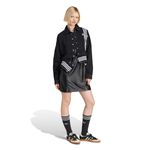 JJ3095_4_APPAREL_On Model_Walking View_white