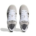 GY0042_3_FOOTWEAR_Photography_Top Portrait View_white