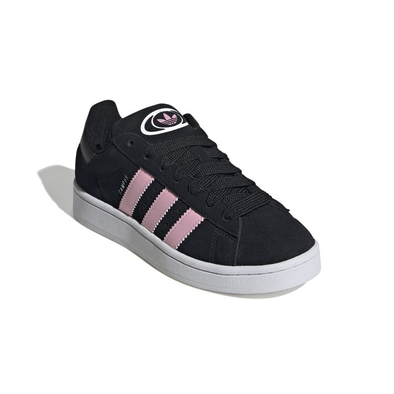 ID3171_6_FOOTWEAR_Photography_Front Lateral Top View_white