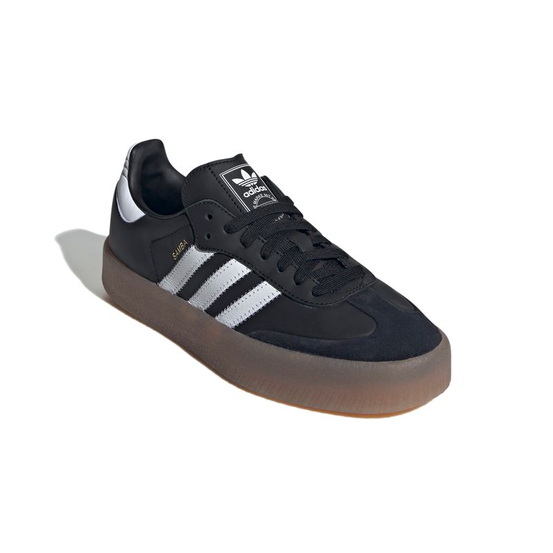 JI1350_6_FOOTWEAR_Photography_Front-Lateral-Top-View_white