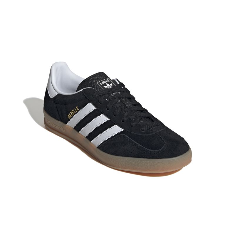 JI2060_6_FOOTWEAR_Photography_Front-Lateral-Top-View_white